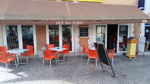 Le Café des Clercs