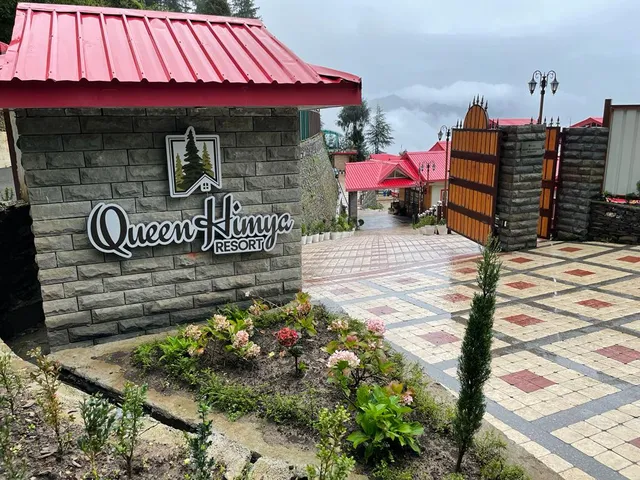 Queen Himya Resort by DLS Hotels