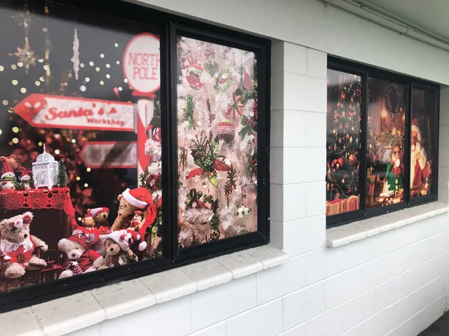 The Christmas Heirloom Company - Ellerslie