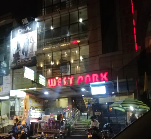 FabExpress Aga West Park