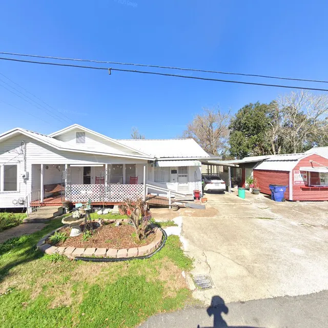 The Red Barn Snow Cones