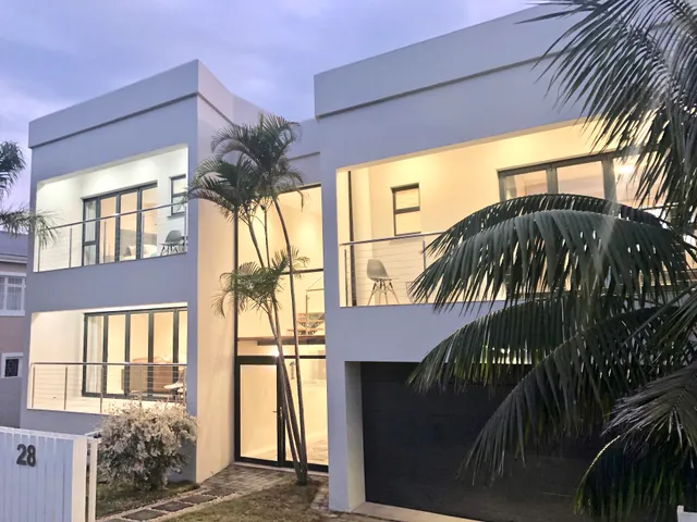 Seacrest Villa and Cottage