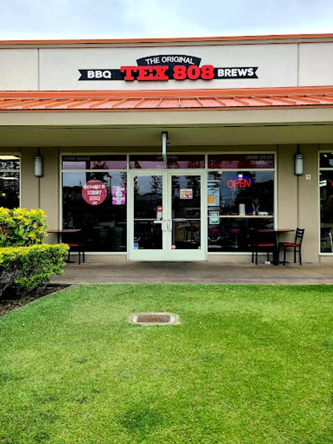TEX 808 BBQ + Brews Moanalua