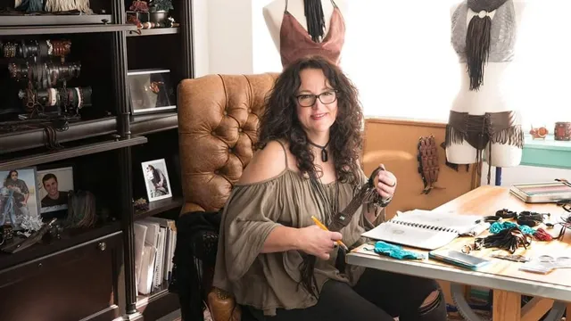 Lisa M. Cantalupo ~ Leather Art