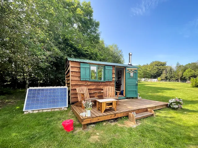 Pentref Luxury Camping