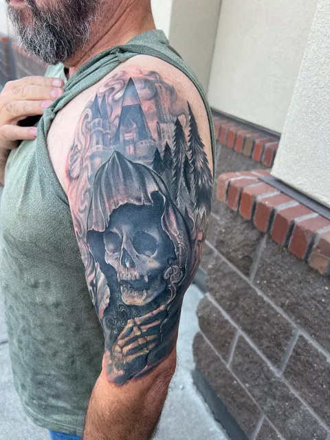 Four Flames Tattoo Studio