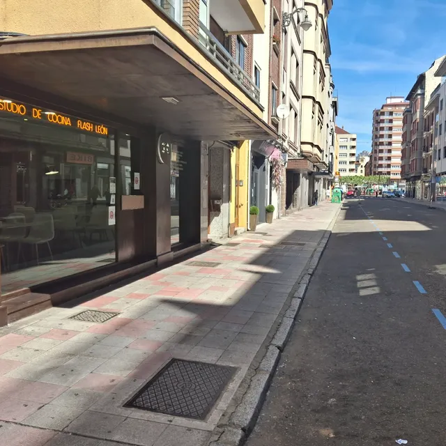 FLASH LEÓN COCINA INTERIORISMO