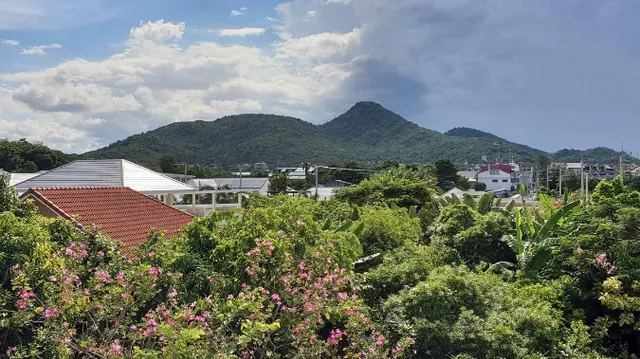 คุณเอกบ้านพักเขาตะเกียบ