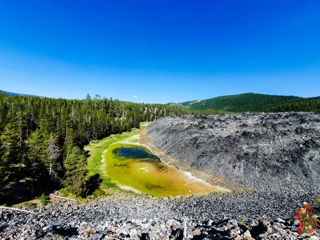 Big Obsidian Flow Trailhead and Interpretive Site