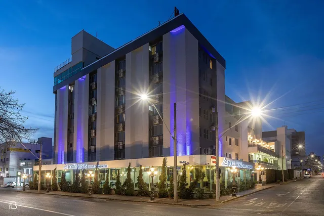 Porto Minas Hotel e Convenções