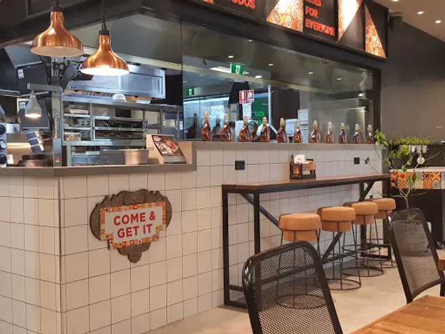 Oporto Ashfield Drive Thru