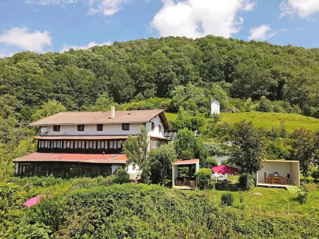 Hotel Restaurante Peruskenea