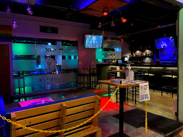 Kooky Karaoke & Drinks