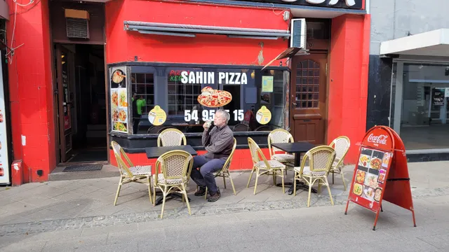 Sahin Pizza & Thai Mad