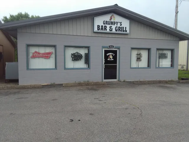 Grumpys Bar And Grill