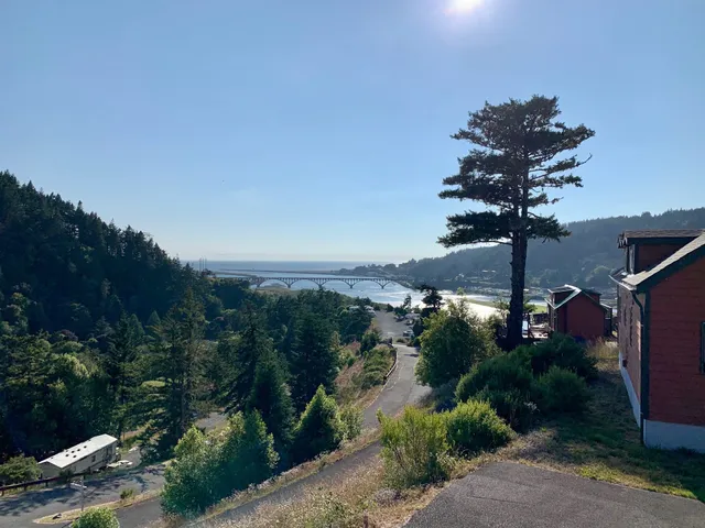 Rogue Landing Resort