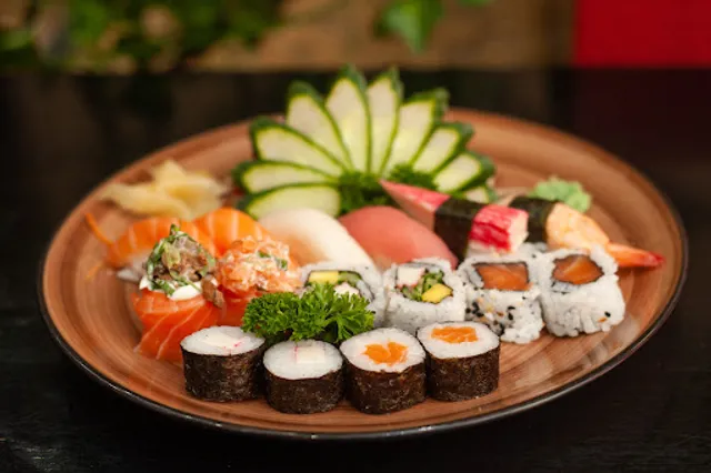 Sushi Kotoshi 23 | Comida Japonesa | Guarujá