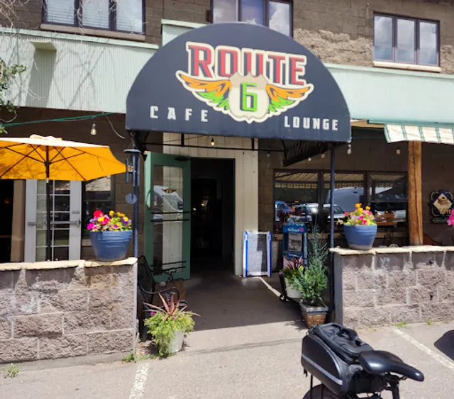 Route 6 Cafe & Lounge