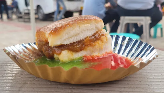 Bombay Vadapau & Dabeli