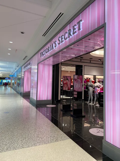 Victoria's Secret & PINK