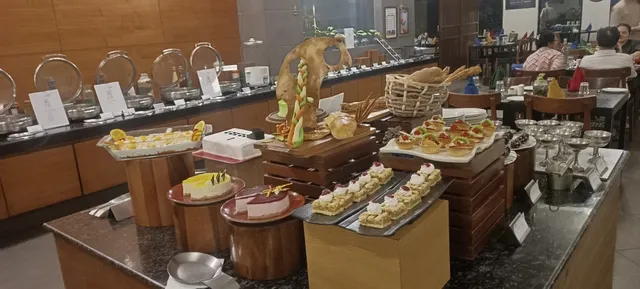 Barbeque Bay - Club Mahindra Restaurant - Corbett, Nainital