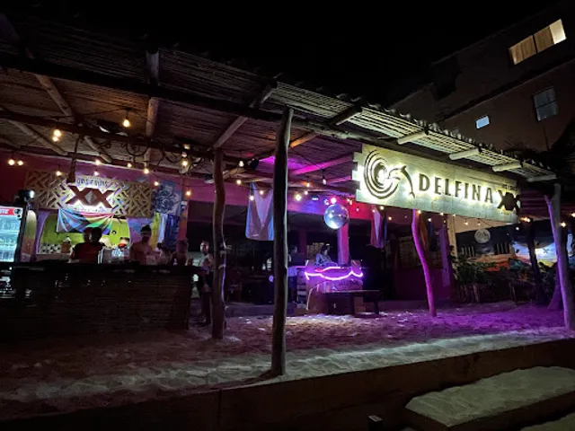 Delfina Beach Club