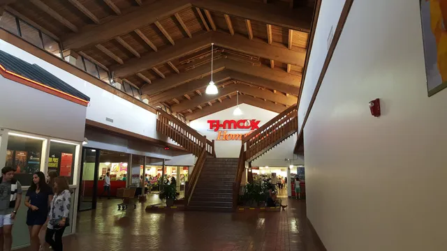 T.J. Maxx & HomeGoods