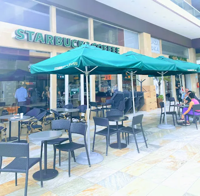 Starbucks Costa de Oro (Plaza Boka)