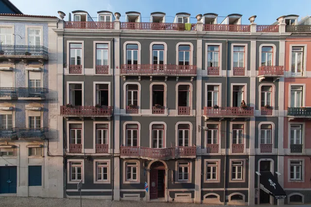 Lisbon Cheese & Wine Suites