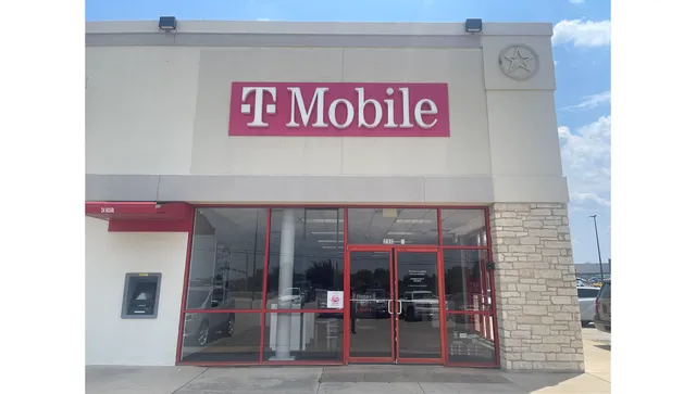 T-Mobile Authorized Retailer