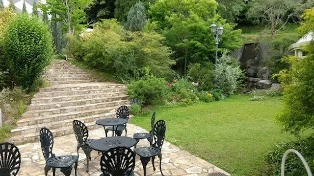 Garden Restaurant & Wedding MAPLE HILL