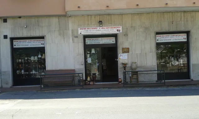 Bazar Dell'Usato E Dell'Antiquariato Di Carla Balia