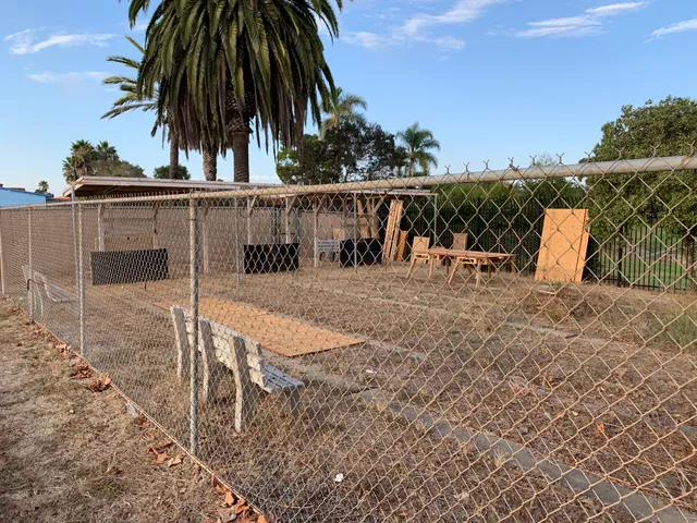 Country Club Senior Center