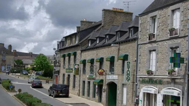 ZAGOR Hôtel / Le Relais Du Mené