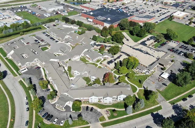 Renaissance by Rennes - De Pere