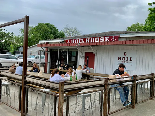 BOIL HOUSE