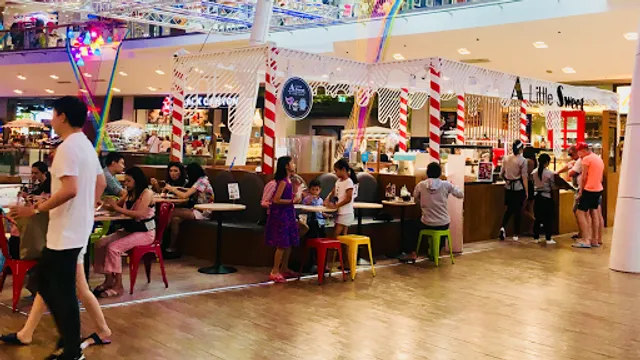 ALittleSweet , Family cafe