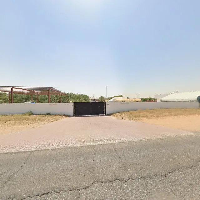 مزرعة القصر الابيض