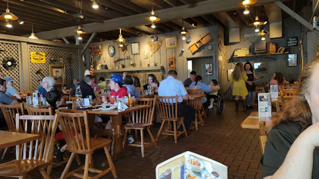 Cracker Barrel Old Country Store