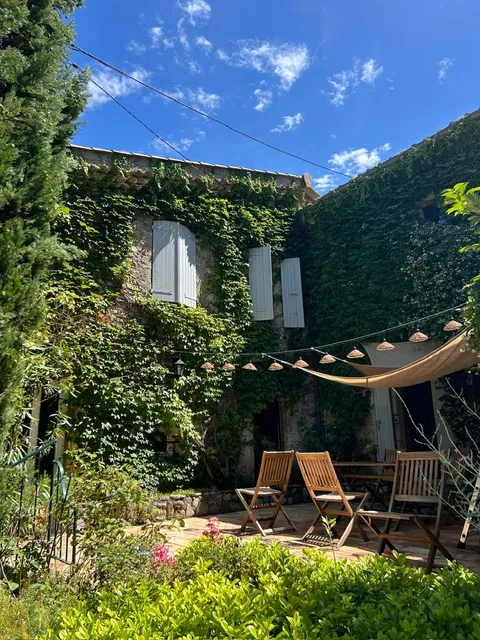 Mas de Saint Gervais , Gite de Groupe et Salle