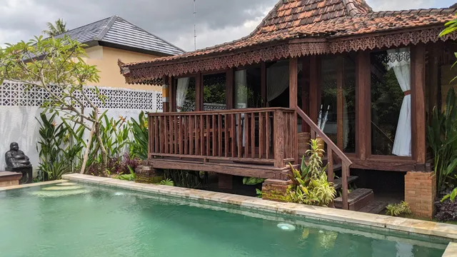 Homayoon private villa