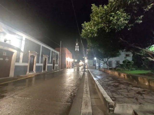 La Milagrosa Mezcaleria