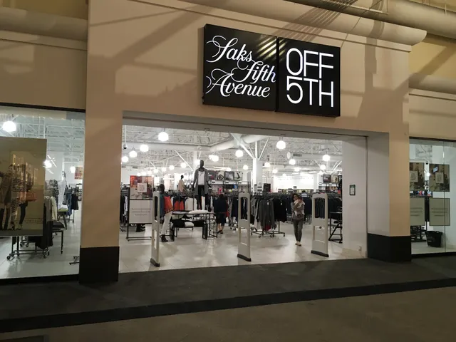 Saks OFF 5TH