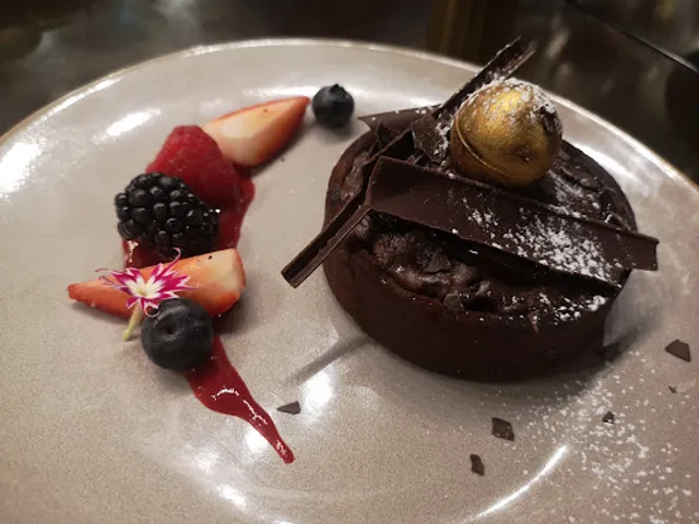 Diplomat Bar & Grill