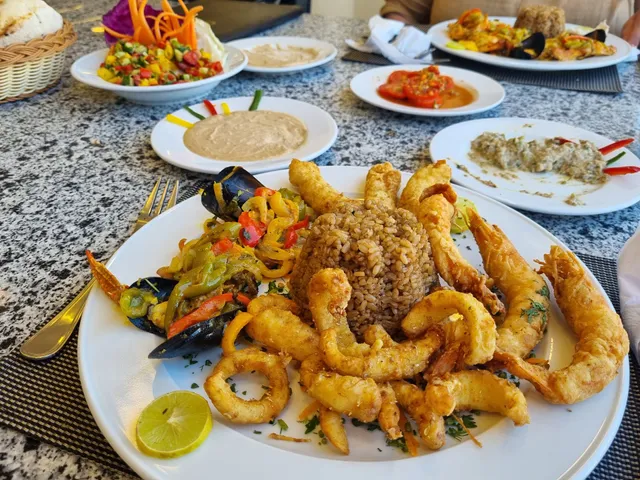 City Fish Seafood Restaurant مطعم اسماك سيتي فيش