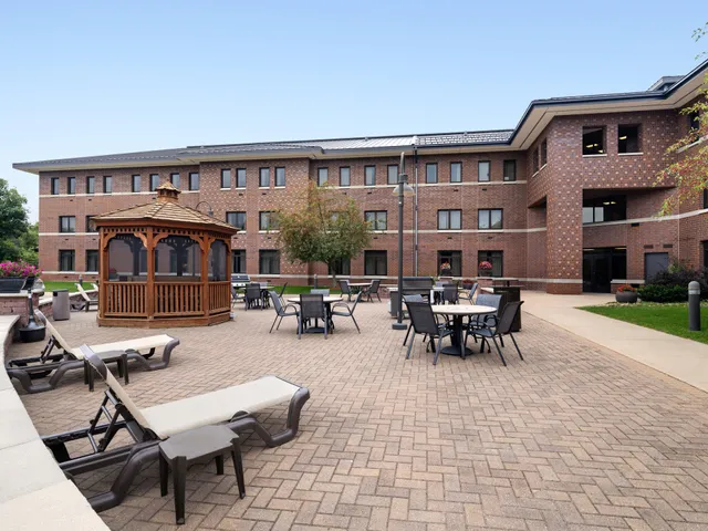 IHG Army Hotels Anderson Hall