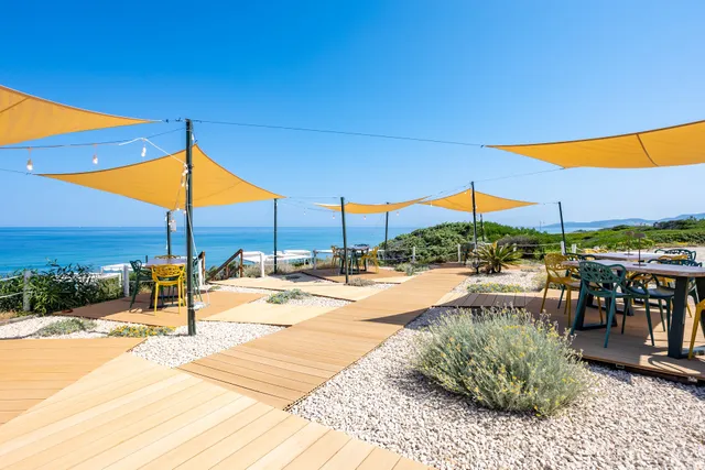 Baia dei ginepri Beach Club - Lounge Bar