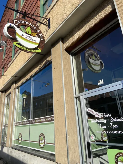 Commune à Tea: Herbal Shoppe & Café