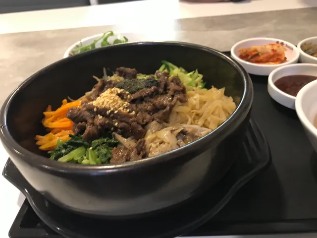 bonjuk and dosirak cafe