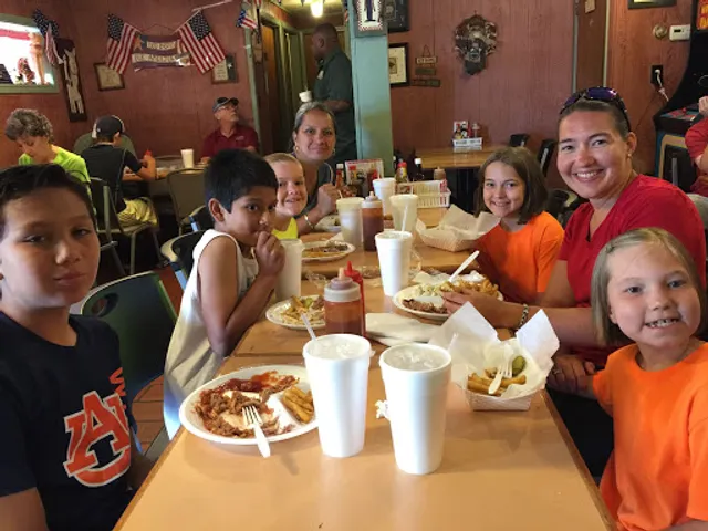 Smokin’ S Bar-B-Que